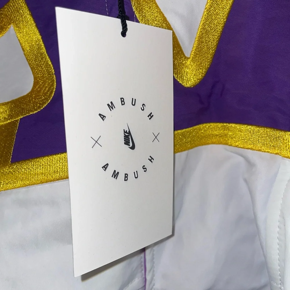 NWT $350.00 Nike Womens Ambush LA Lakers Hooded Jacket White Size MEDIUM - Picture 3 of 6